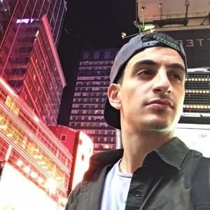 Meet your Posher, Elias